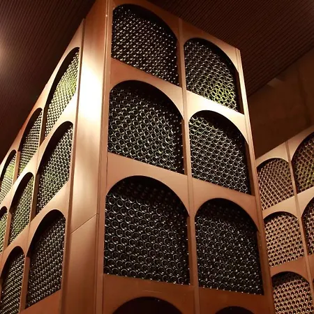 Bodegas Traslascuestas - Grupo Pierola Hotel 3*