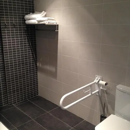 Bodegas Traslascuestas - Grupo Pierola Valcavado de Roa