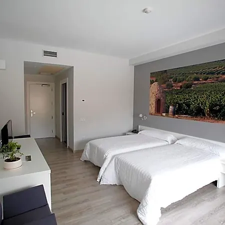 Bodegas Traslascuestas - Grupo Pierola Hotel