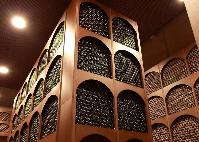 Bodegas Traslascuestas Hotel 3*